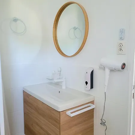 Double Climatise - Proche Tram & Centre Apartment *
